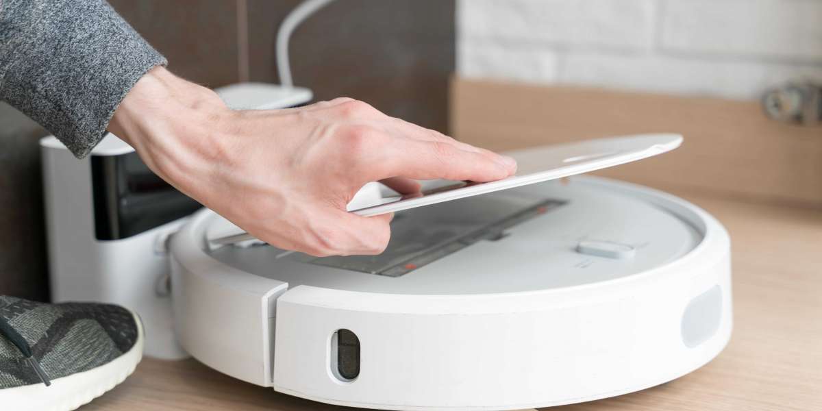 See What Automatic Vacuum Cleaner Uk Tricks The Celebs Are Utilizing